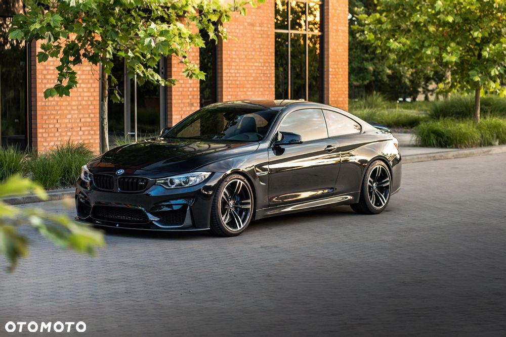 BMW M4 DKG - 1