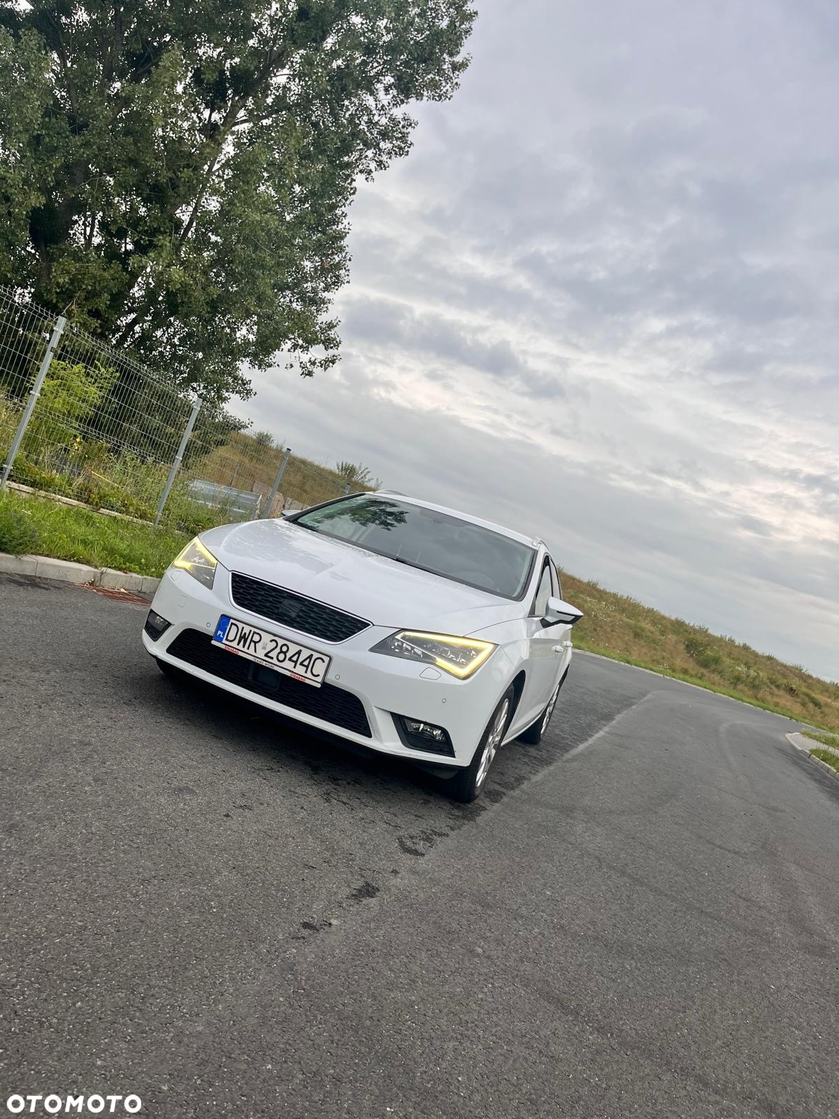 Seat Leon 2.0 TDI Style S&S DSG - 11