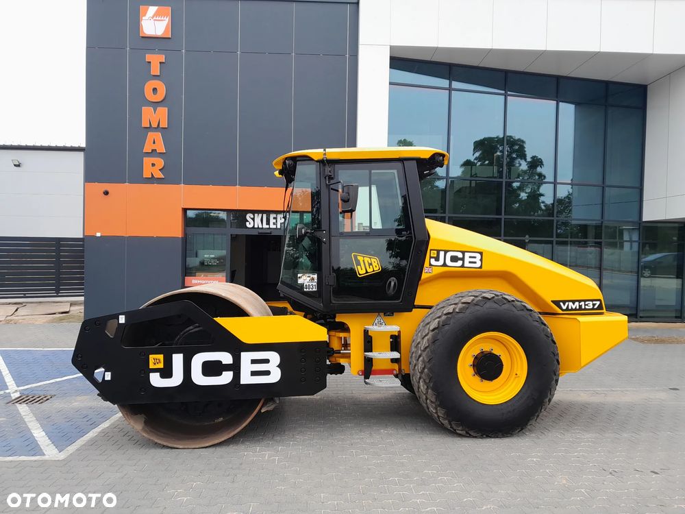 JCB VM137D - 1