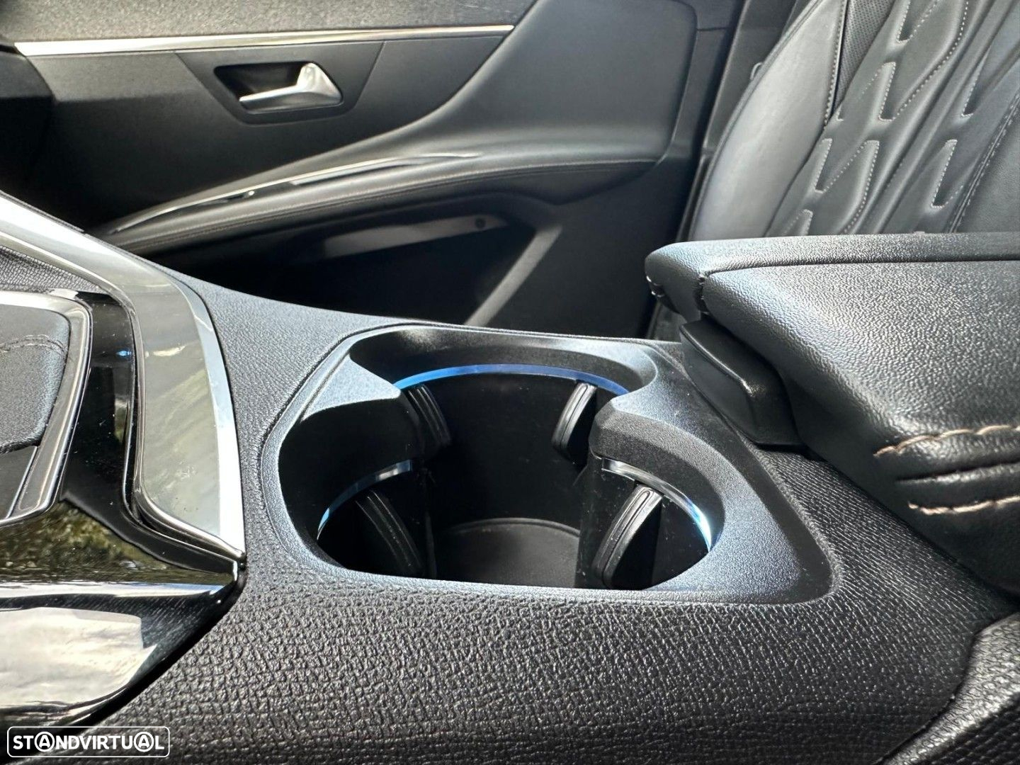 Peugeot 3008 1.5 BlueHDi GT Line - 43