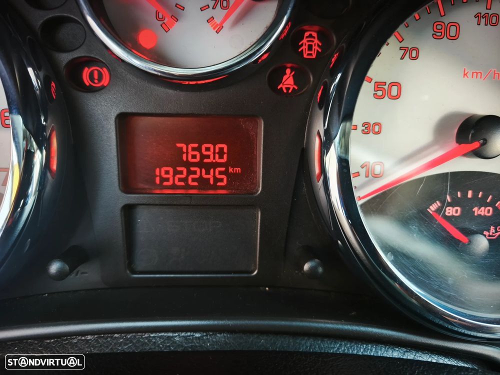 Peugeot 207 SW 1.4 Premium - 6