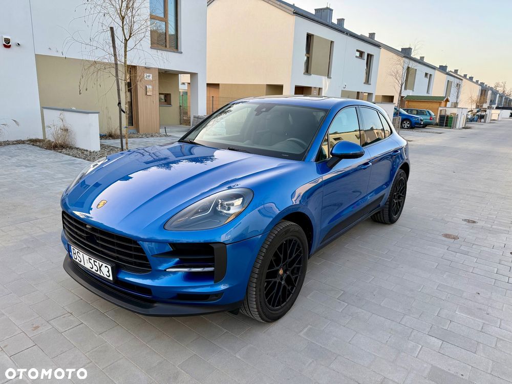 Porsche Macan - 1