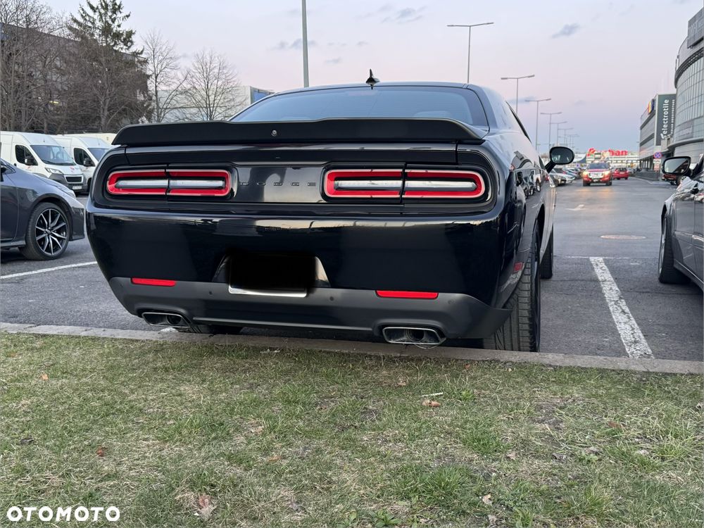 Dodge Challenger 5.7 R/T - 10