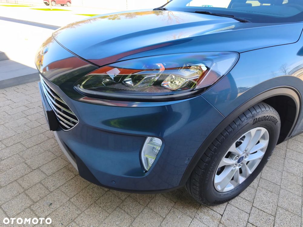 Ford Kuga 2.5 FHEV AWD Titanium X - 27
