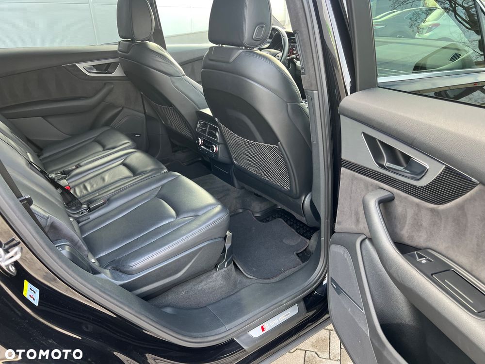 Audi Q7 - 28