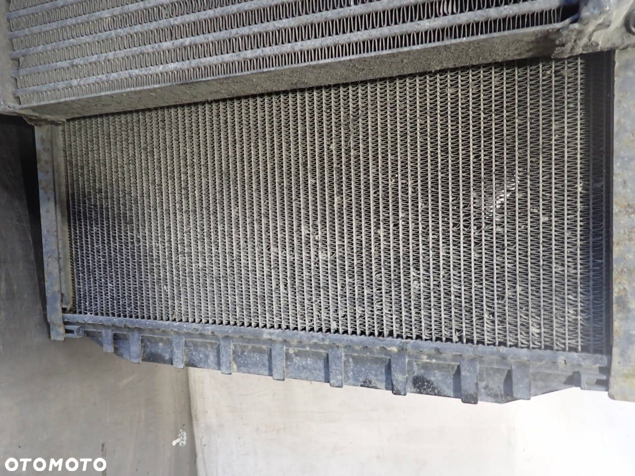CHŁODNICA WODY INTERCOOLER MAN L2000 8.163 - 3