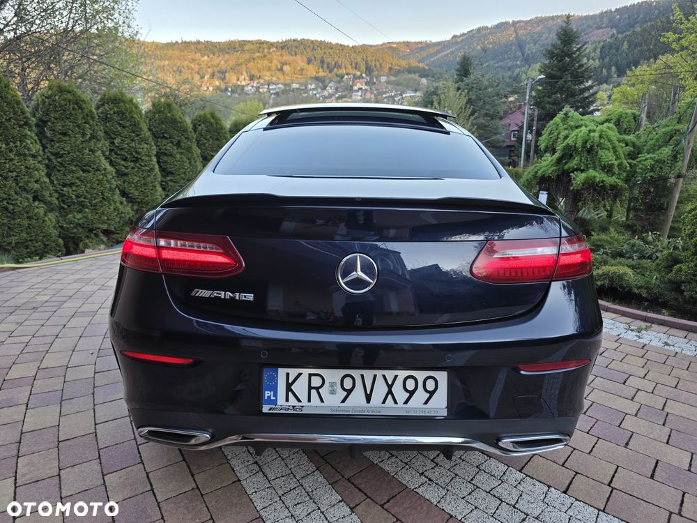 Mercedes-Benz Klasa E 220 d 4-Matic 9G-TRONIC - 4