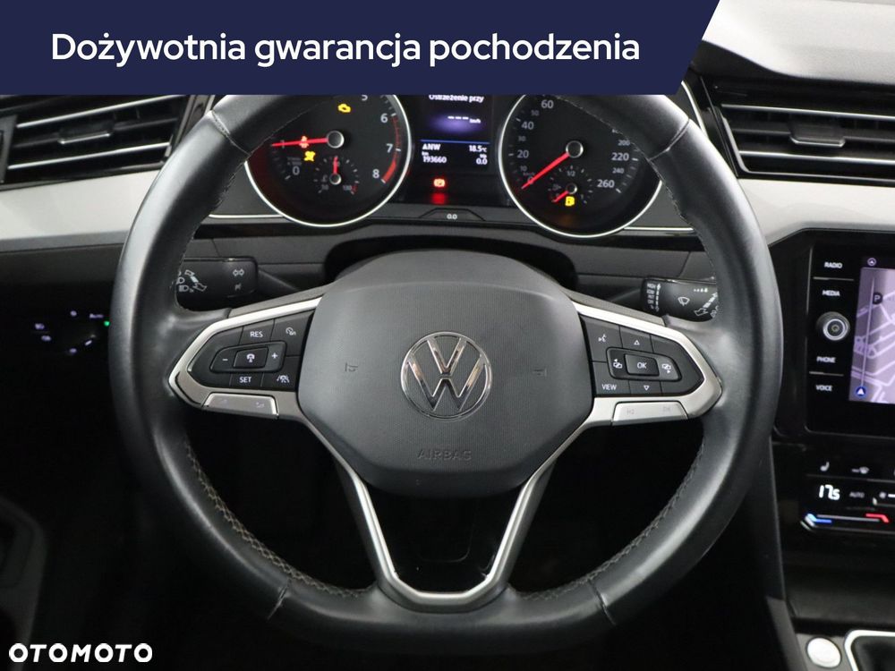 Volkswagen Passat Variant - 17