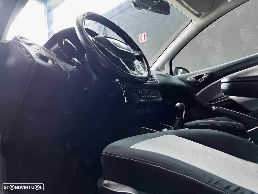SEAT Ibiza 1.2 TDI CR Ecomotive Style — fotografia 18