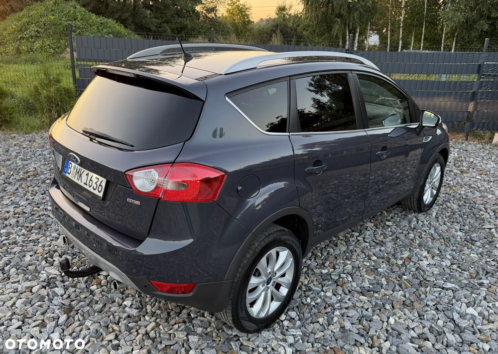 Ford Kuga 2.0 TDCi 4x4 Titanium - 4