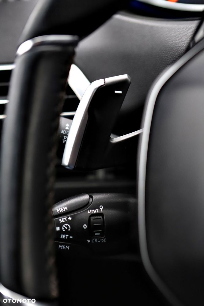 Peugeot 5008 BlueHDI 120 EAT6 Stop & Start Allure - 30