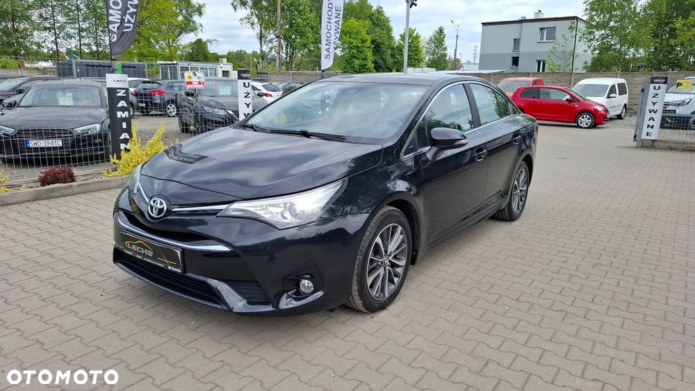 Toyota Avensis - 6