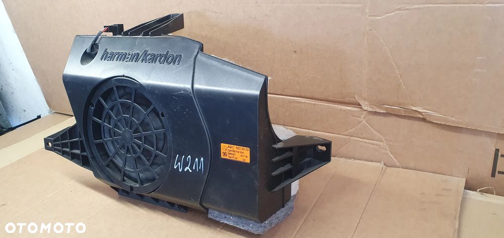 Głośnik basowy subwoofer Harman Mercedes Klasa E W211 - 3