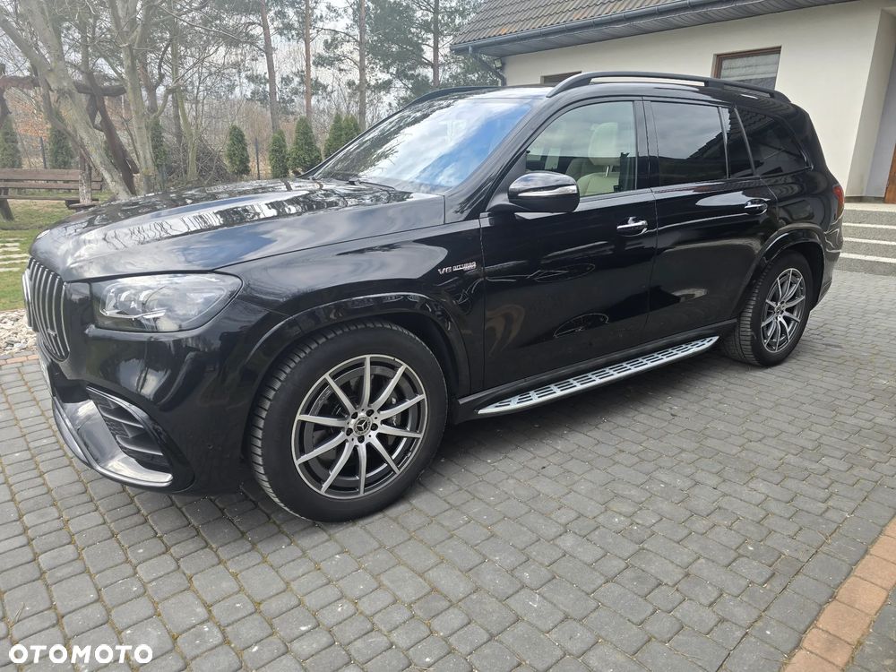 Mercedes-Benz GLS - 28