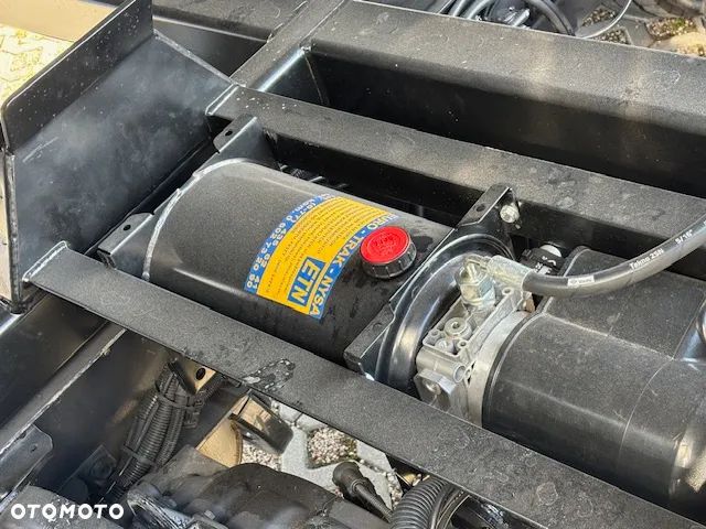 MAN TGL 12.250 WYWROTKA TRÓJSTRONNA - 21