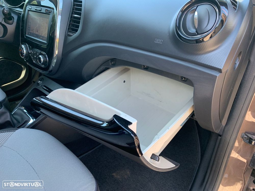 Renault Captur 1.5 dCi Exclusive - 32