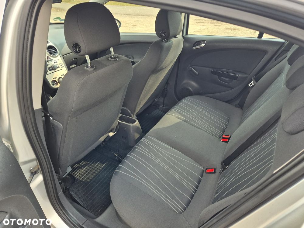 Opel Corsa 1.2 16V Edition - 14