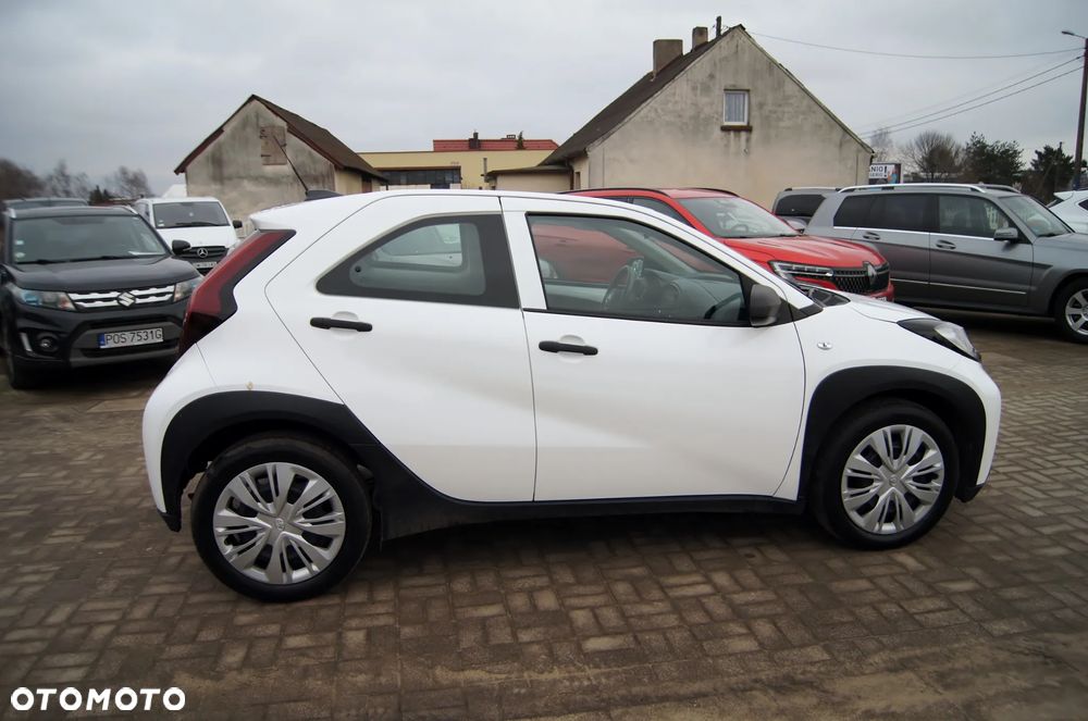 Toyota Aygo X Business Edition - 33