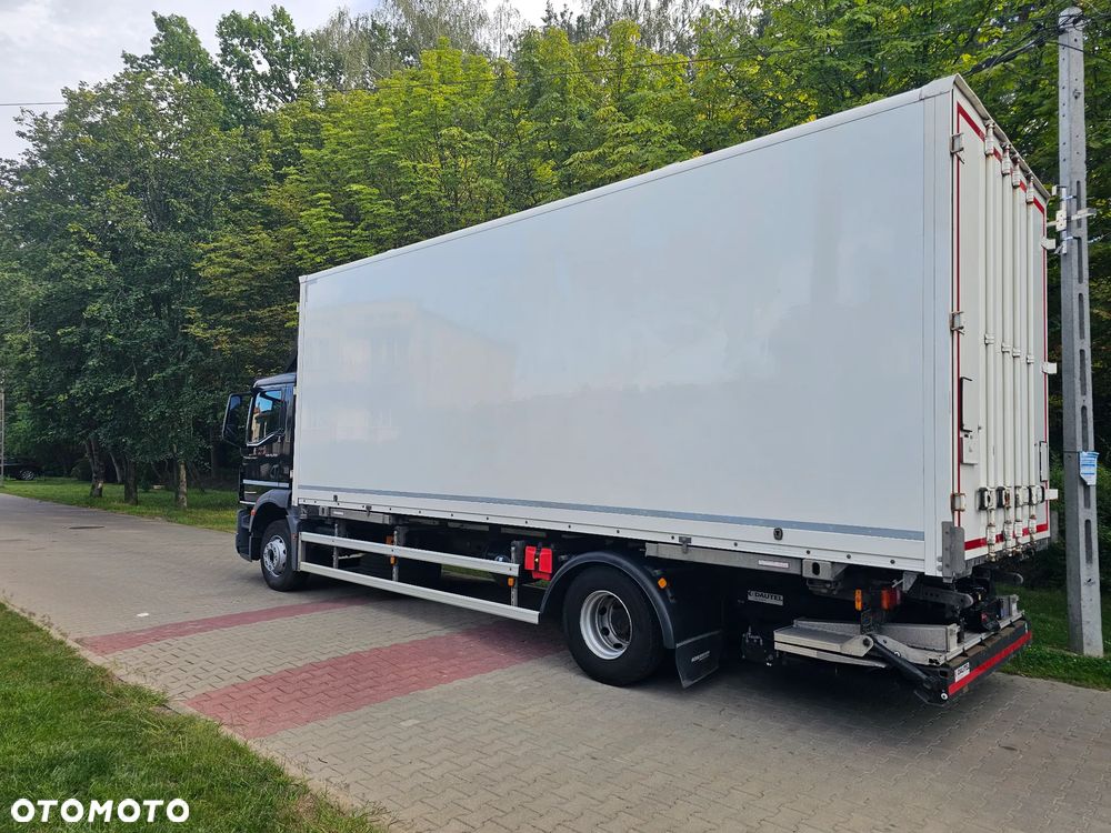 MAN TGM 15.290 z 2021 zabudowa BDF plus winda - 3