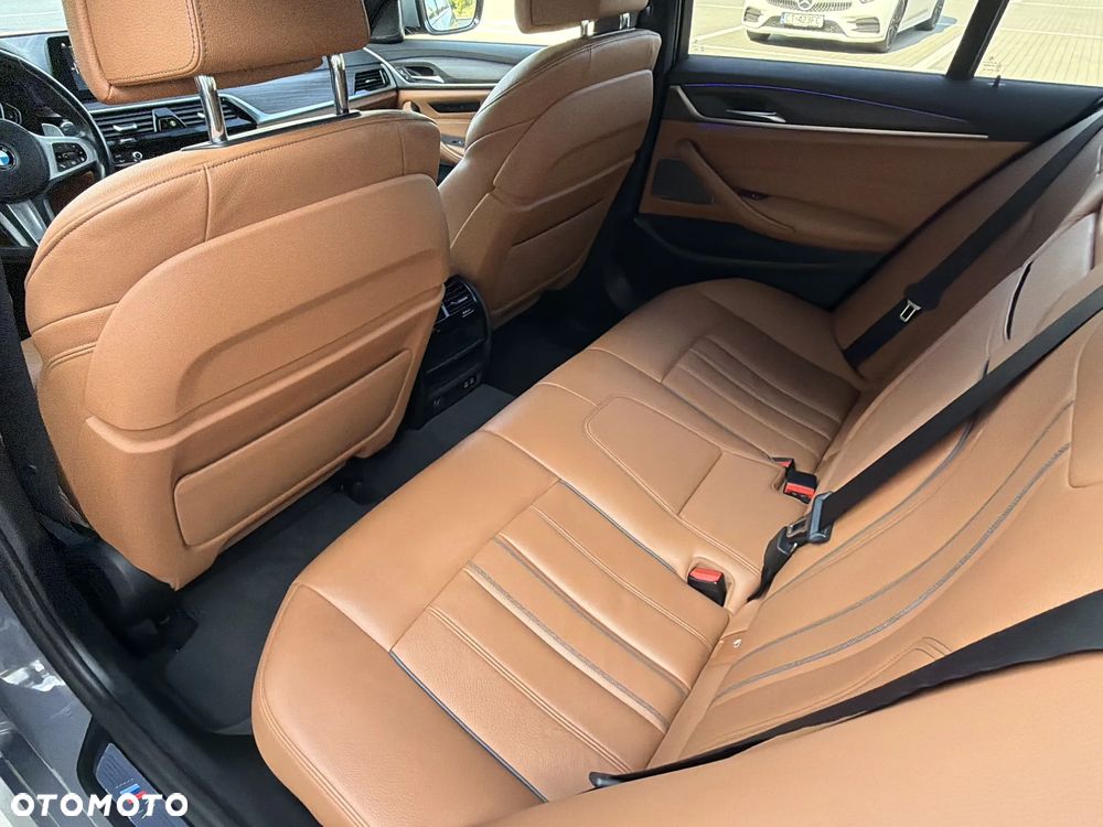 BMW Seria 5 520d xDrive M Sport sport - 15