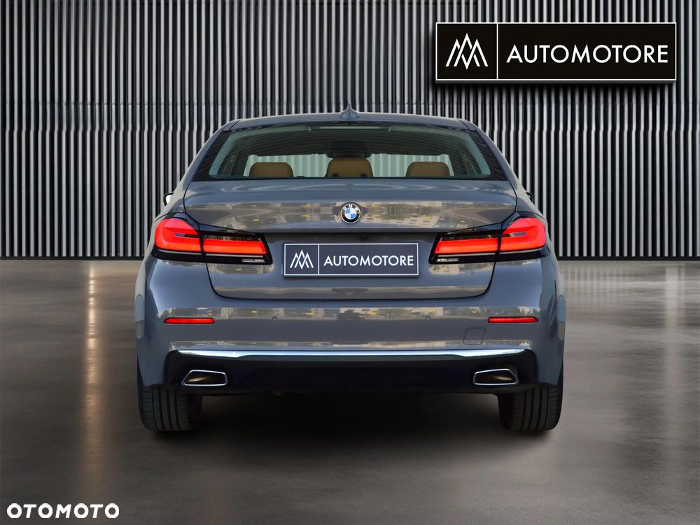 BMW Seria 5 540d xDrive mHEV Luxury Line sport - 7
