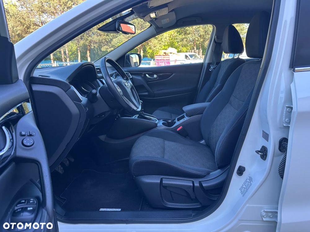 Nissan Qashqai 1.2 DIG-T Tekna EU6 - 24