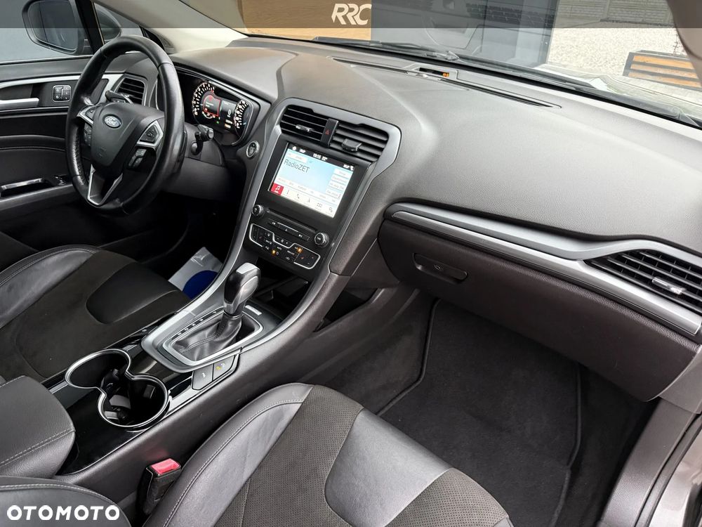 Ford Mondeo 2.0 TDCi Titanium PowerShift - 25