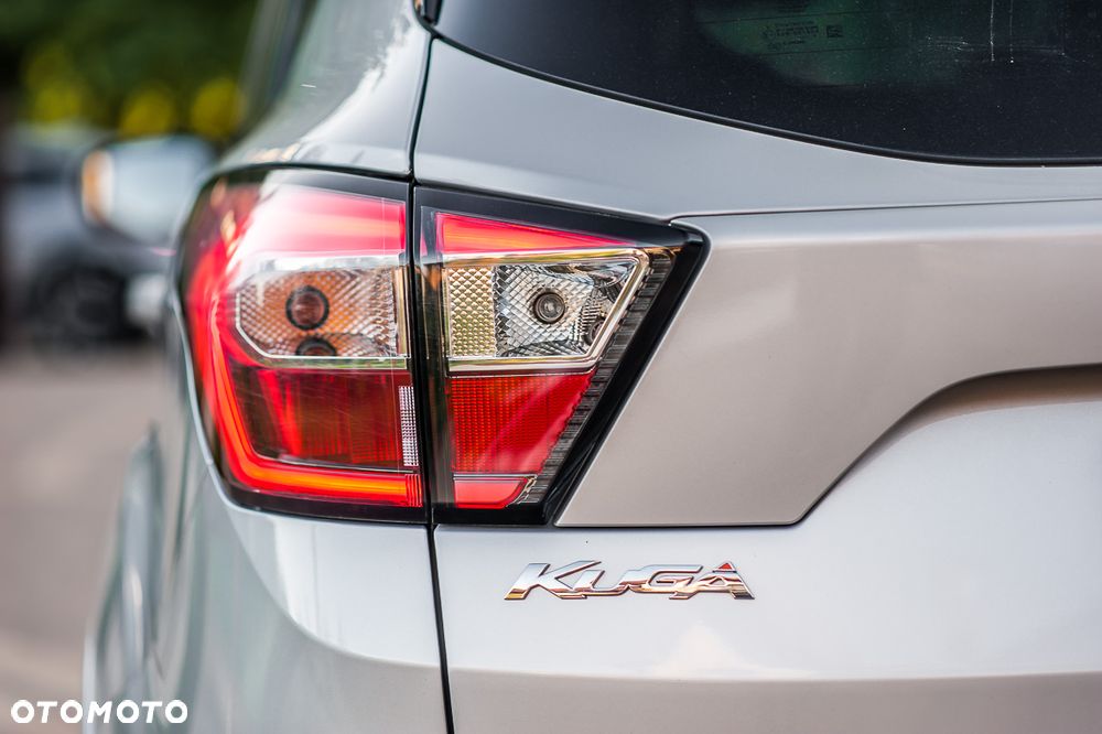 Ford Kuga 2.0 TDCi FWD ST-Line - 9