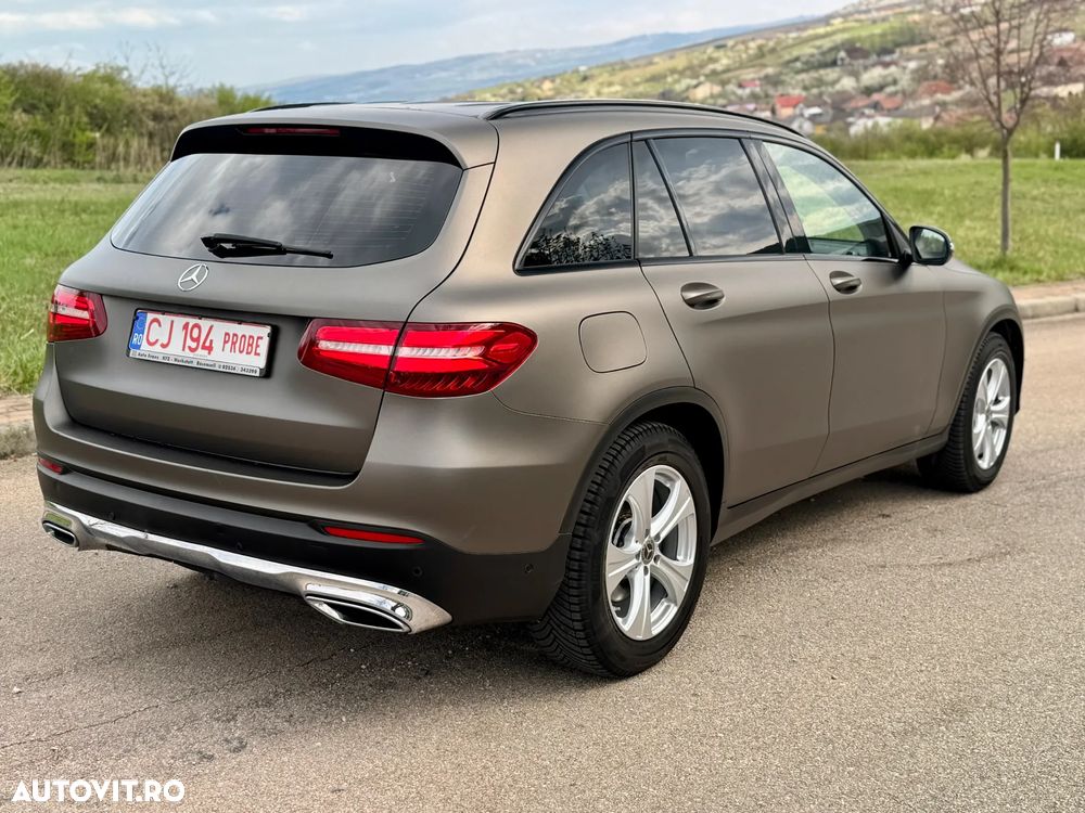 Mercedes-Benz GLC 250 d 4MATIC 9G-TRONIC Exclusive - 4