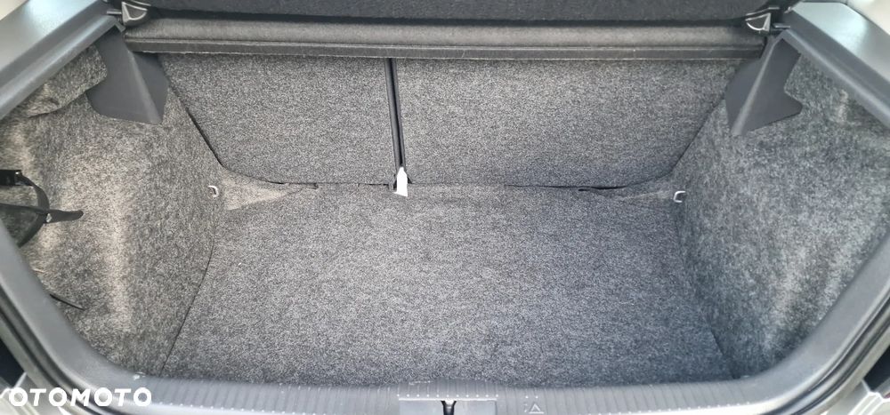 Volkswagen Polo 1.4 TDI DPF Sportline - 18