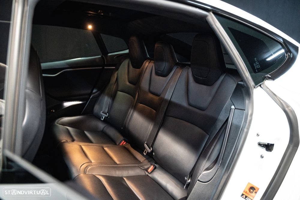 Tesla Model S 75D AWD - 11