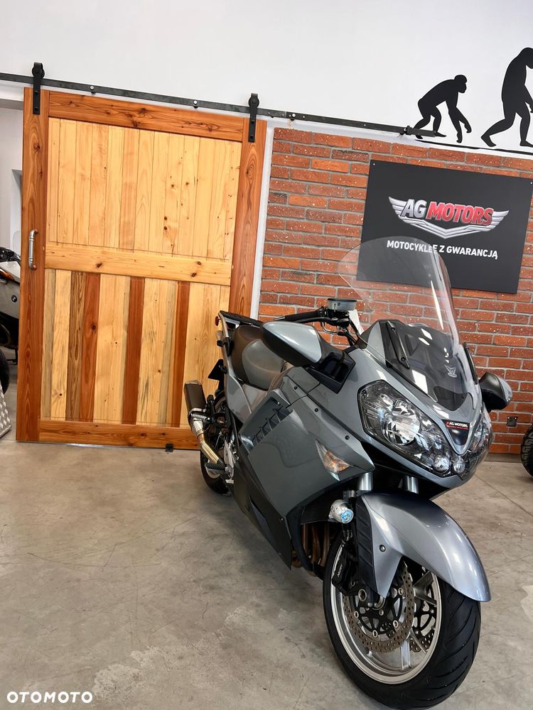 Kawasaki GTR - 8