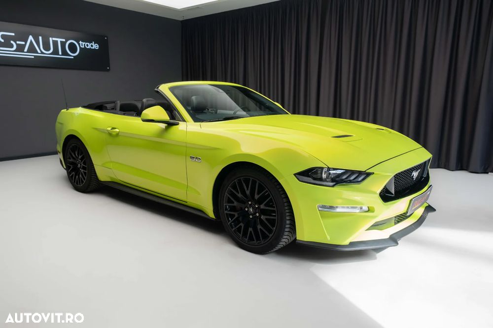 Ford Mustang - 2