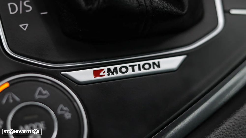 VW Tiguan 2.0 TDI Highline DSG 4Motion - 17