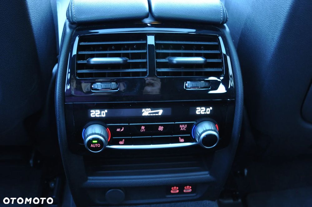 BMW Seria 5 520d xDrive Sport Line sport - 20