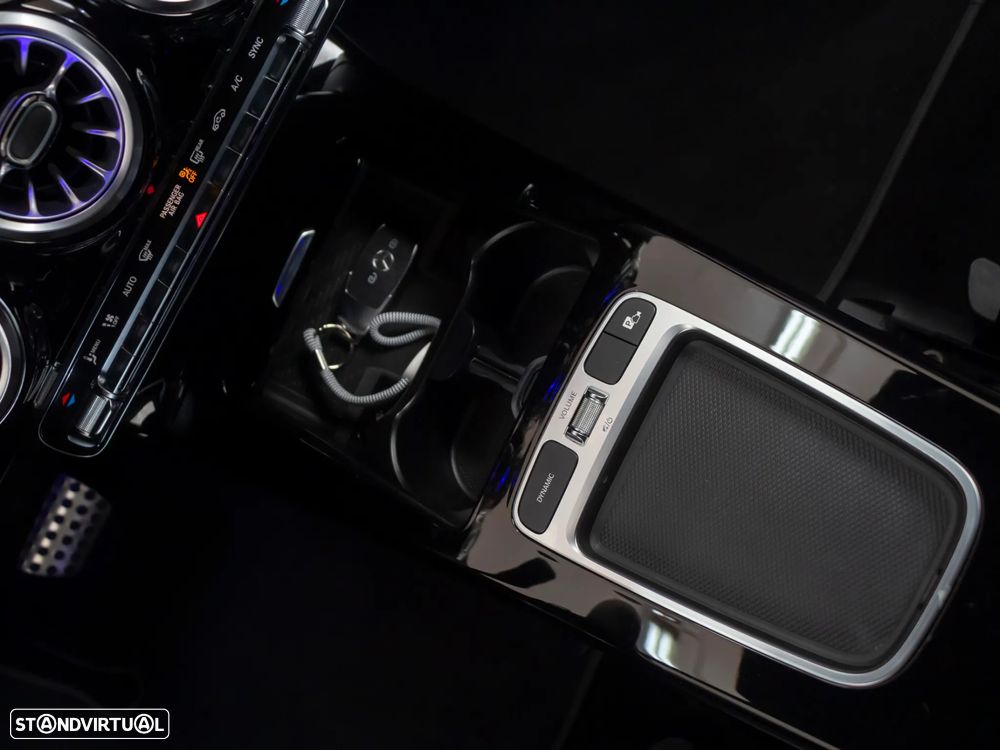 Mercedes-Benz A 200 AMG Line Aut. - 41