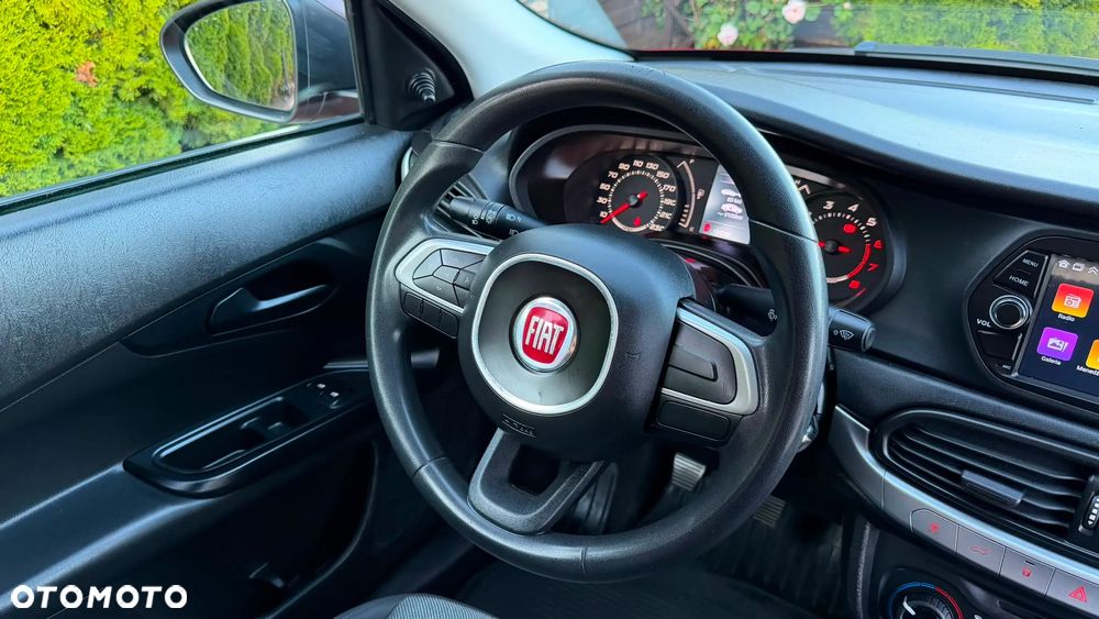 Fiat Tipo - 12