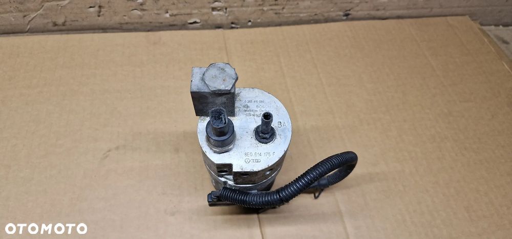 Pompa doładowująca doładowania ABS ESP VW Passat B5 8E0614175F - 3