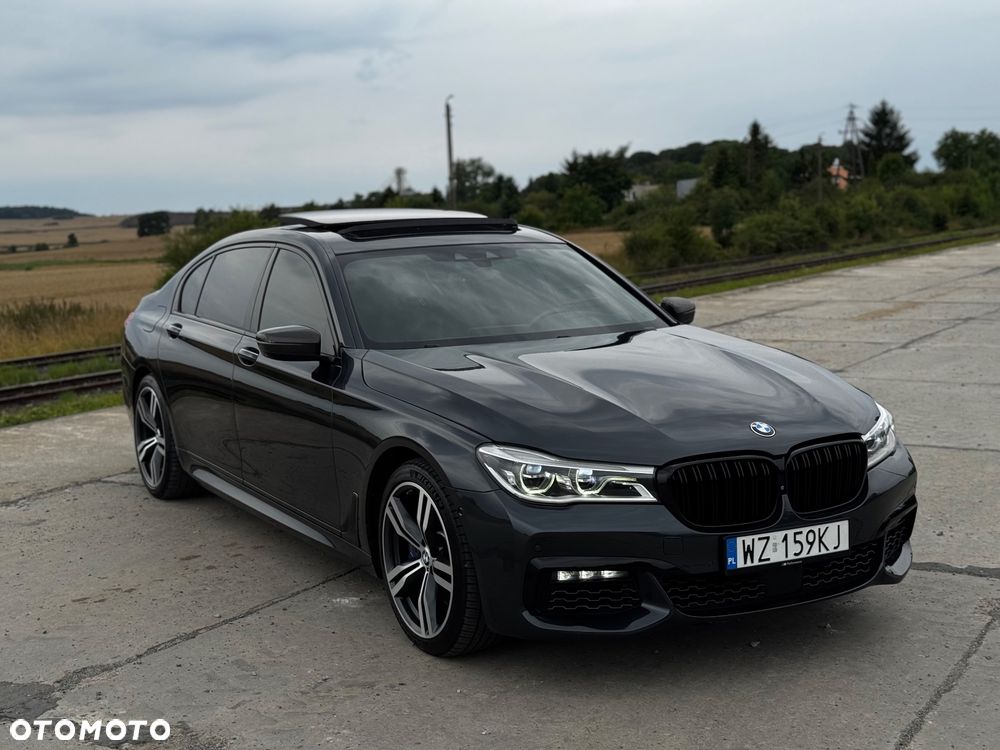 BMW Seria 7 750i - 18