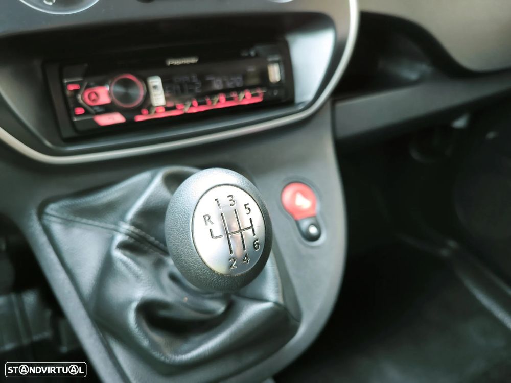 Renault Kangoo 1.5 Blue Dci 95cv 6vel IVA DEDUTIVEL - 12