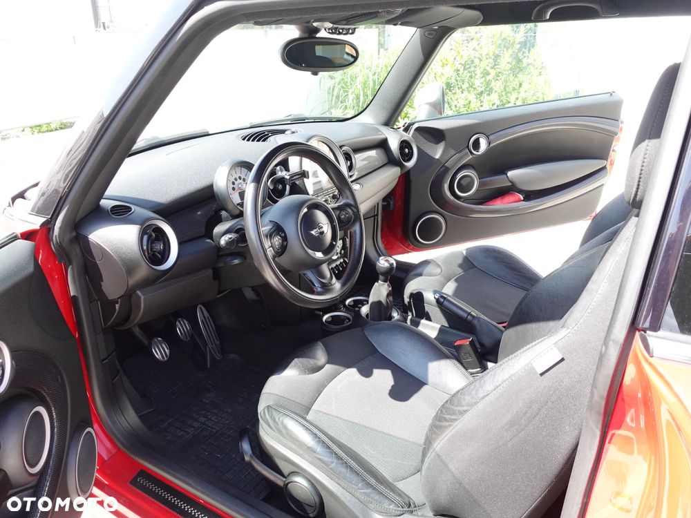 MINI Cooper S Standard - 8
