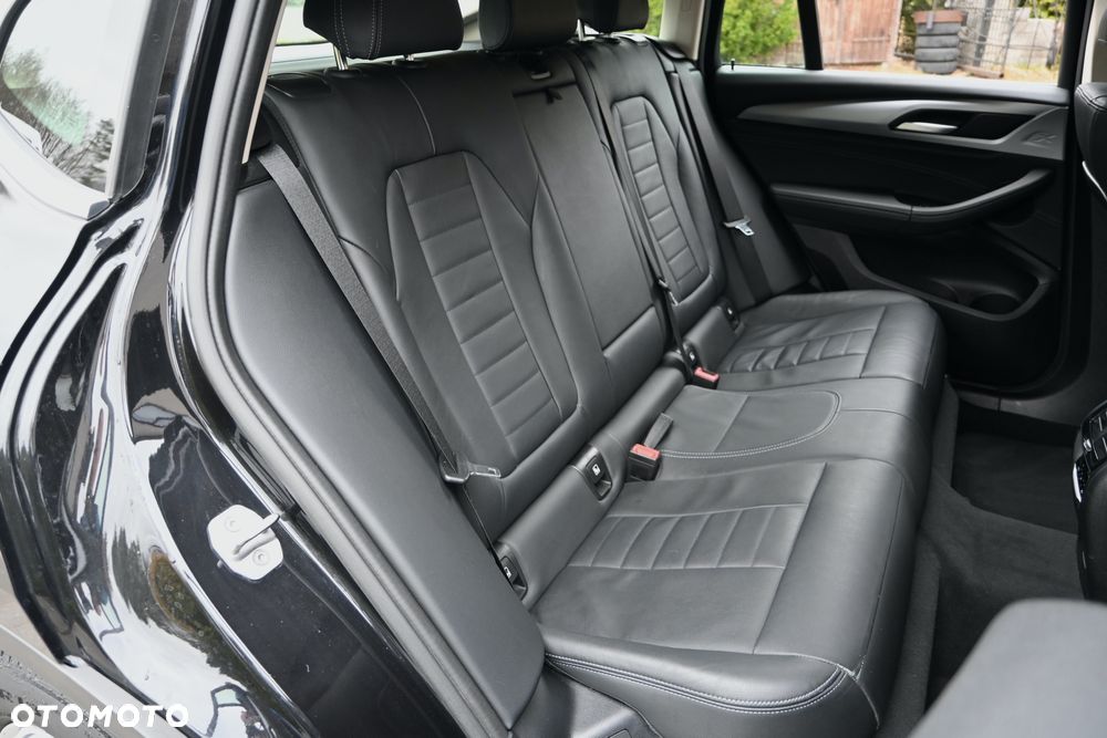 BMW X4 xDrive20d Business Edition sport - 25