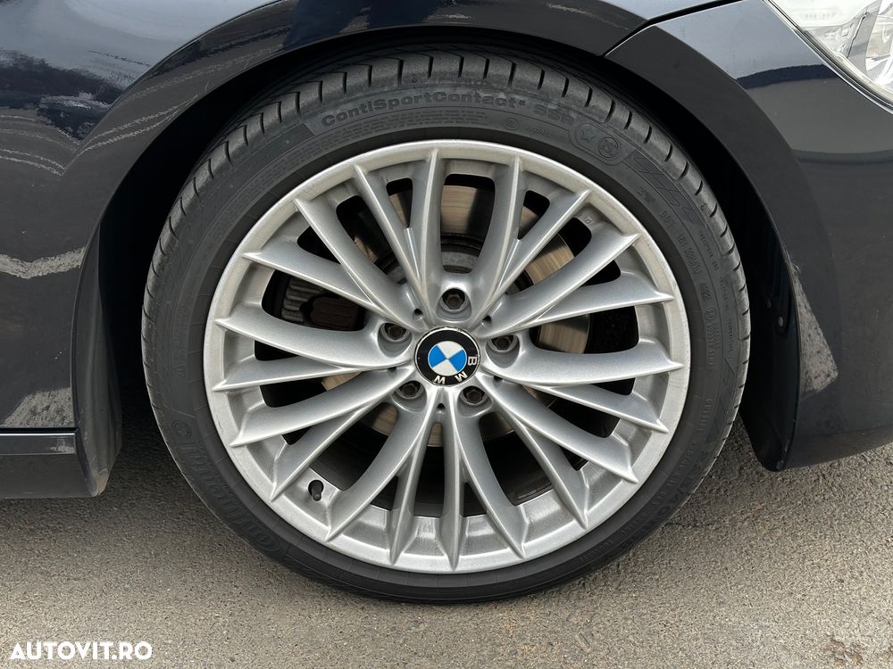 BMW Seria 3 330d xDrive Aut. Edition Exclusive - 7