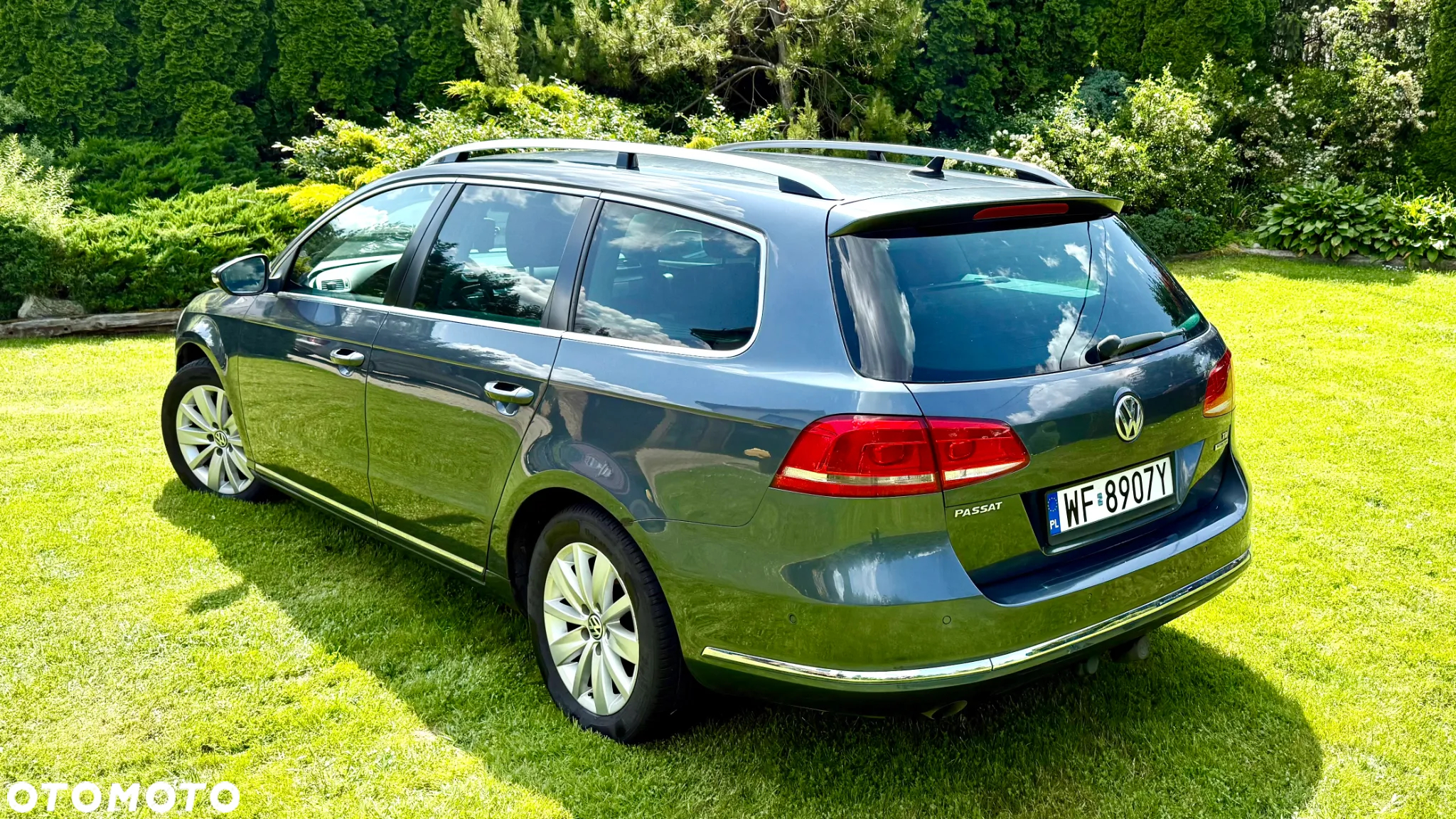 Volkswagen Passat 1.6 TDI DPF BlueMot Comfortline - 3