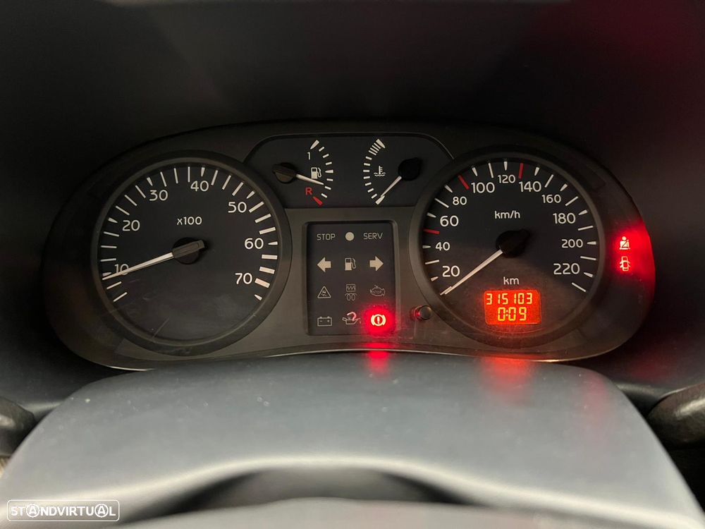 Renault CLIO VAN 1.5 DCI - 8