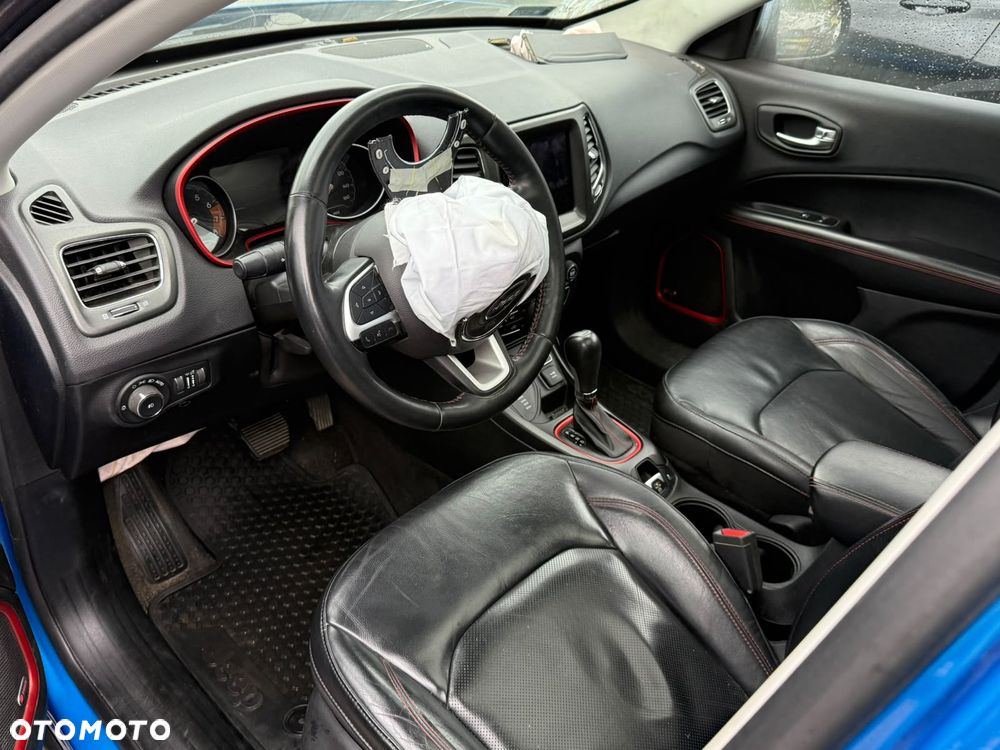 Jeep Compass - 13