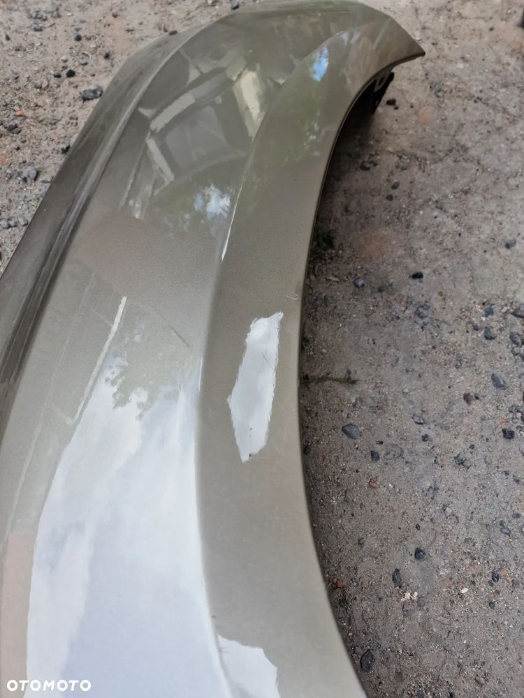 Blotnik prawy  przód  Dacia  duster  II - 3