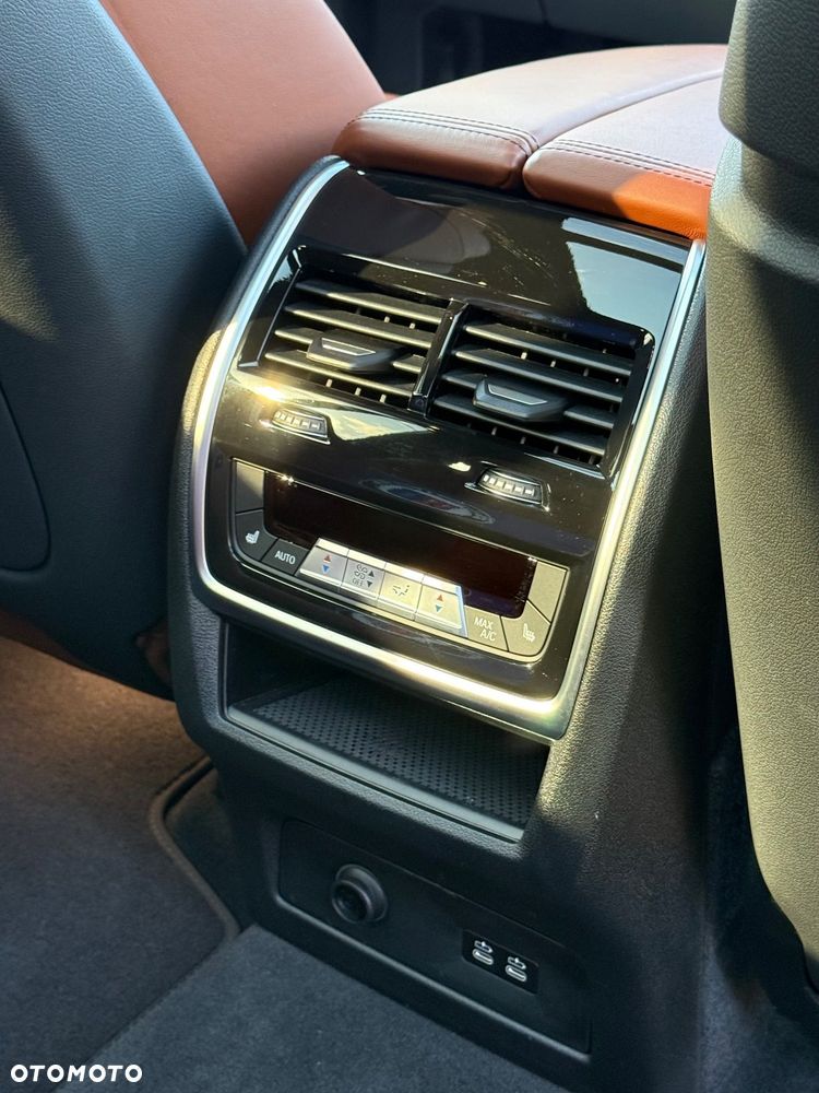 BMW-ALPINA XB7 Biturbo - 22