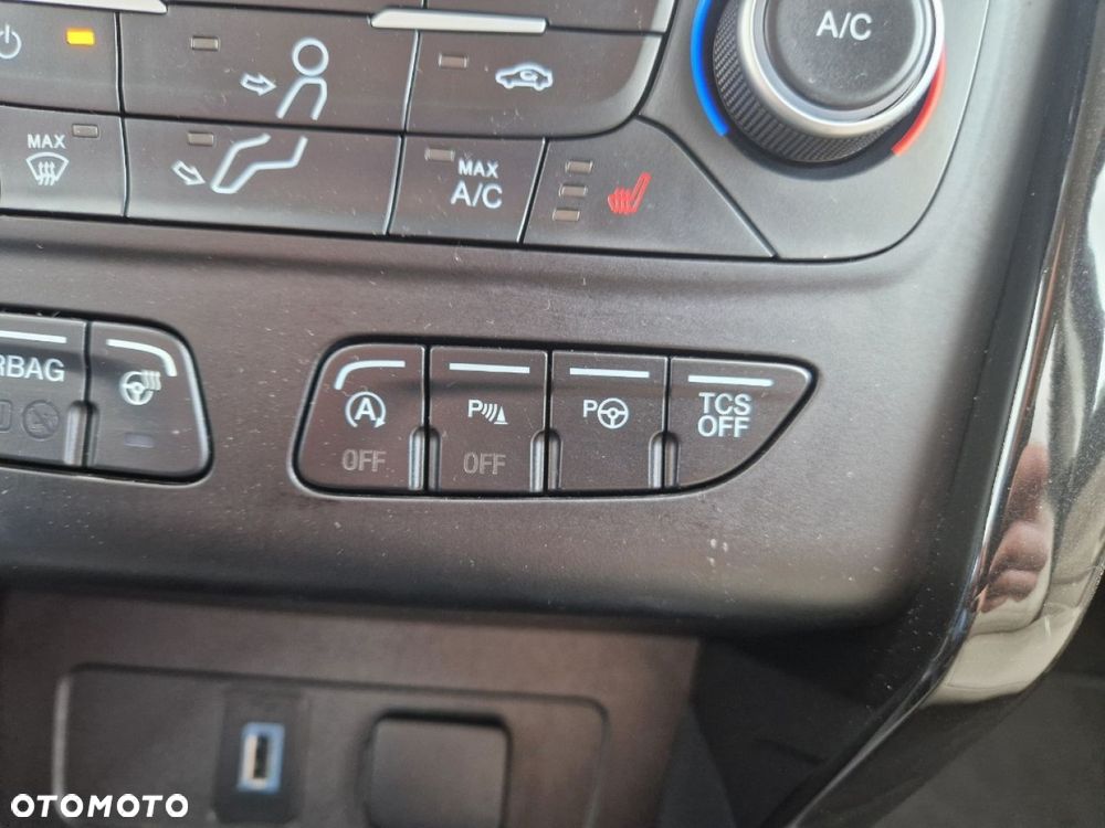 Ford Kuga 2.0 EcoBoost AWD Titanium ASS - 16