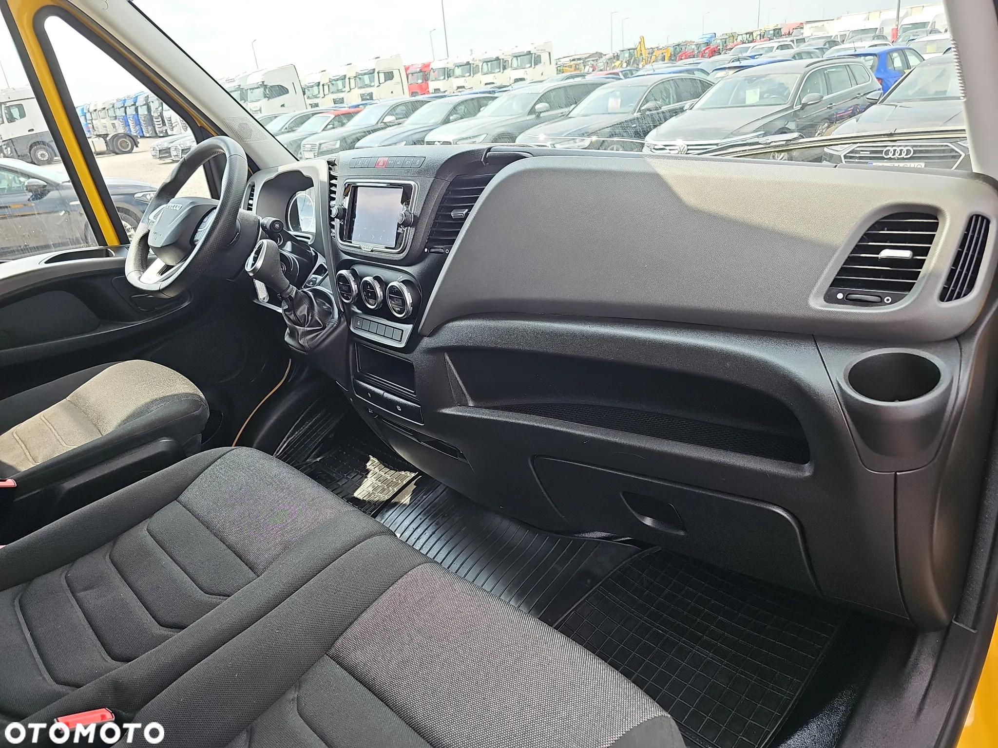 Iveco Daily 35-180 - 11